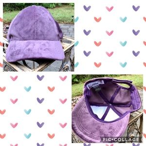 ꕥᗷᗩᒪᒪ ᑕᗩᑭꕥ